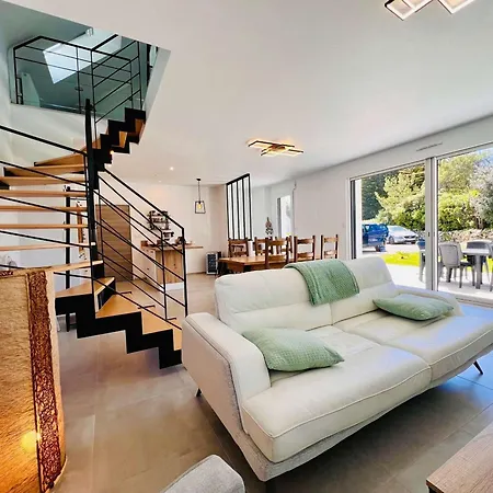 T5 - 8 Pers - Proche Centre & - Jardin & Terrasse - 3 Parkings - - Fr-1-478-288 Villa *